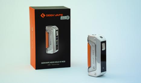 La box Geekvape Solo 3 3000 mah conserve les atouts de la gamme célèbre Aegis