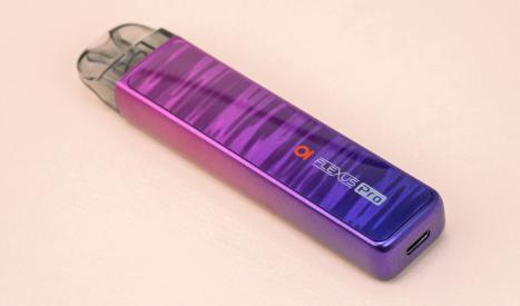 La e-cigarette Aspire Flexus Pro est un pod stylé et coloré avec effets holographiques