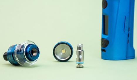 Doté du clearomiseur AF Tank, le kit Aspire Boxxer embarques les résistances AF (Flexus).